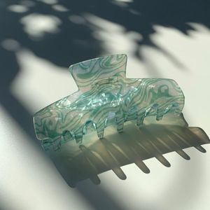 Velvet Claws Hair Clip | The Psychedelic in Nature Child